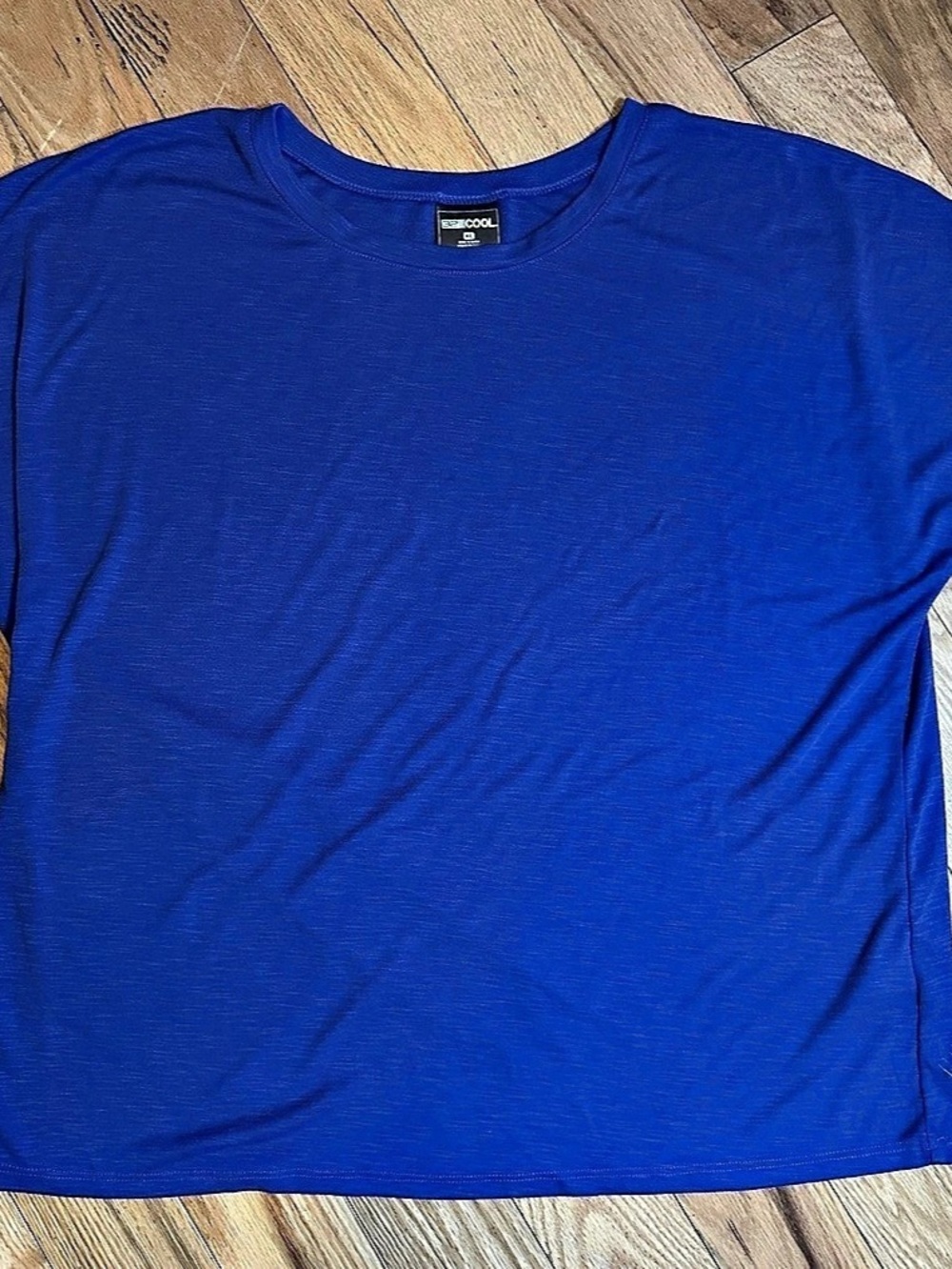BEYCOOL Short Sleeve Tee in Blue Size XL Like New